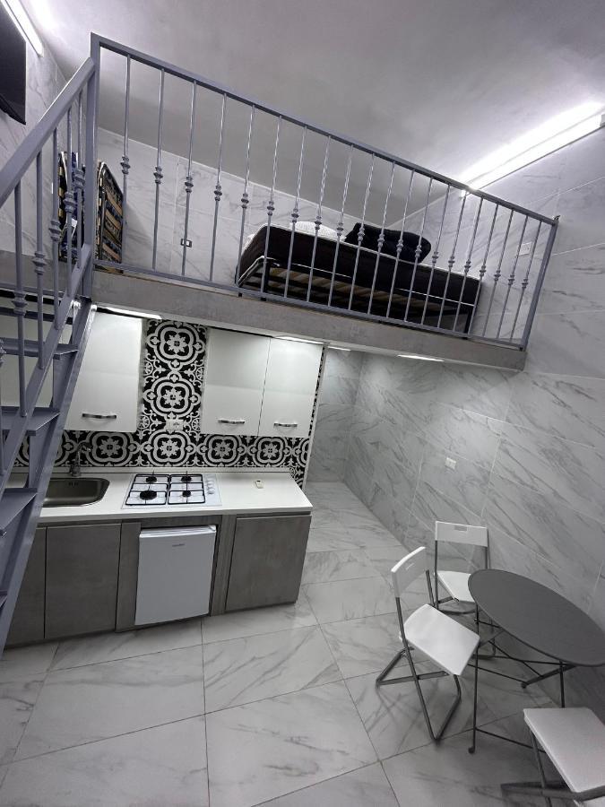 Mini House Vicoletto Pontenuovo 41 Daire Napoli Dış mekan fotoğraf