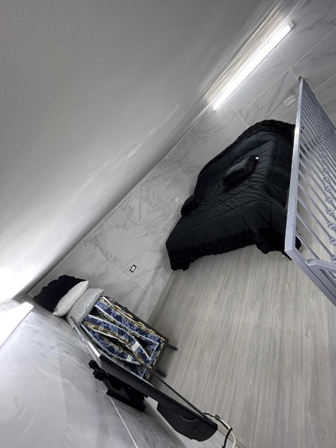 Mini House Vicoletto Pontenuovo 41 Daire Napoli Dış mekan fotoğraf